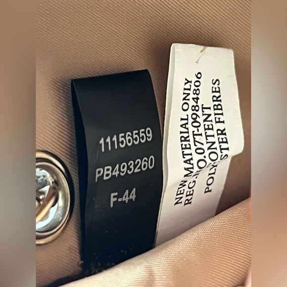 Women’s Guess Cellphone & Cardholder Case w Chain Crossbody - Picture 7 of 9